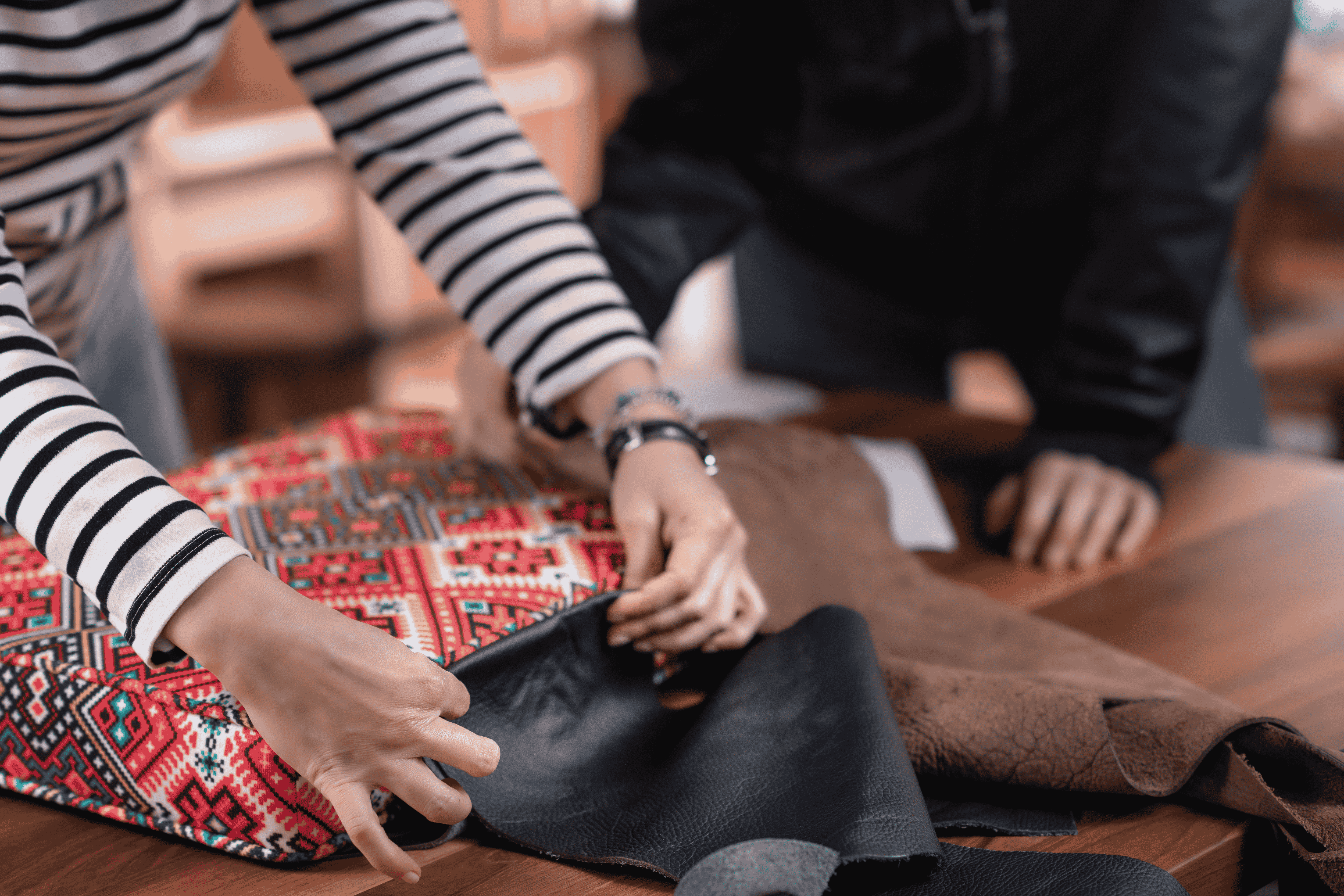Come riconoscere la vera pelle: la guida completa di Henotis Shoes