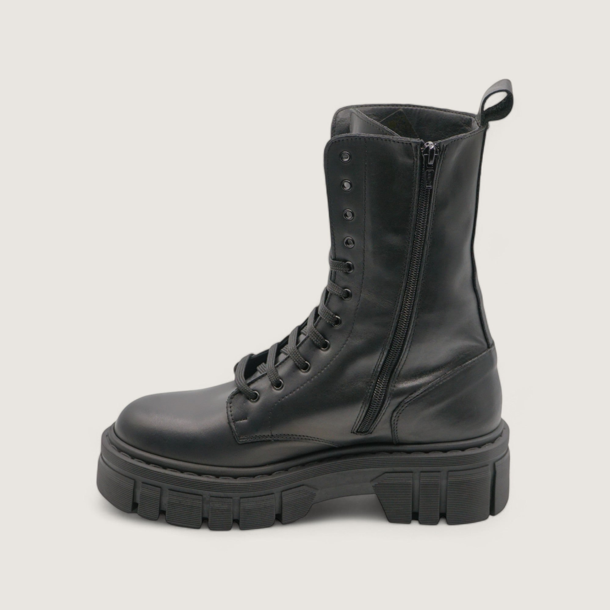 Acacia - Anfibio in pelle con lacci nero lato Sinistro