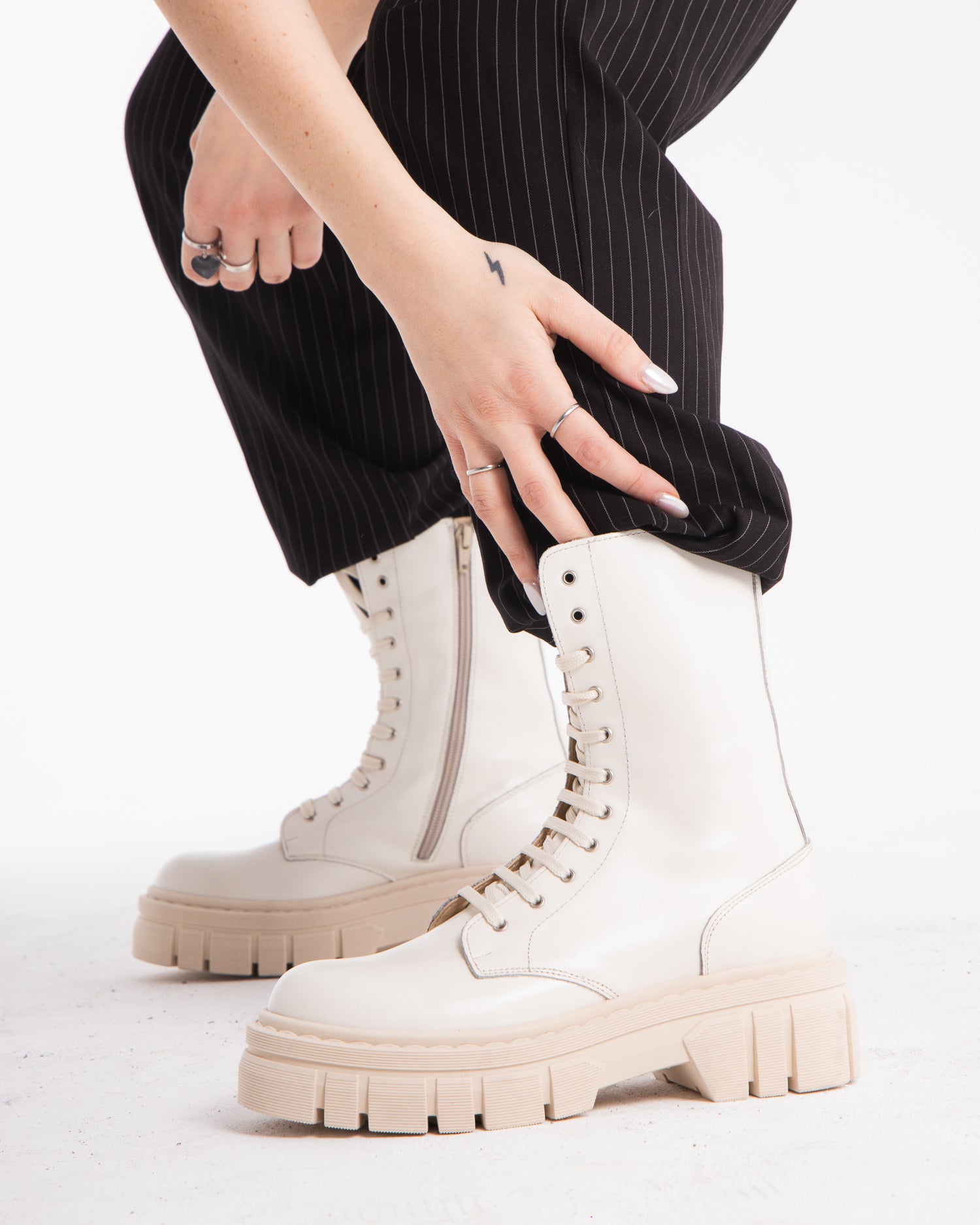 Acacia - Off White Lace-Up Leather Amphibian