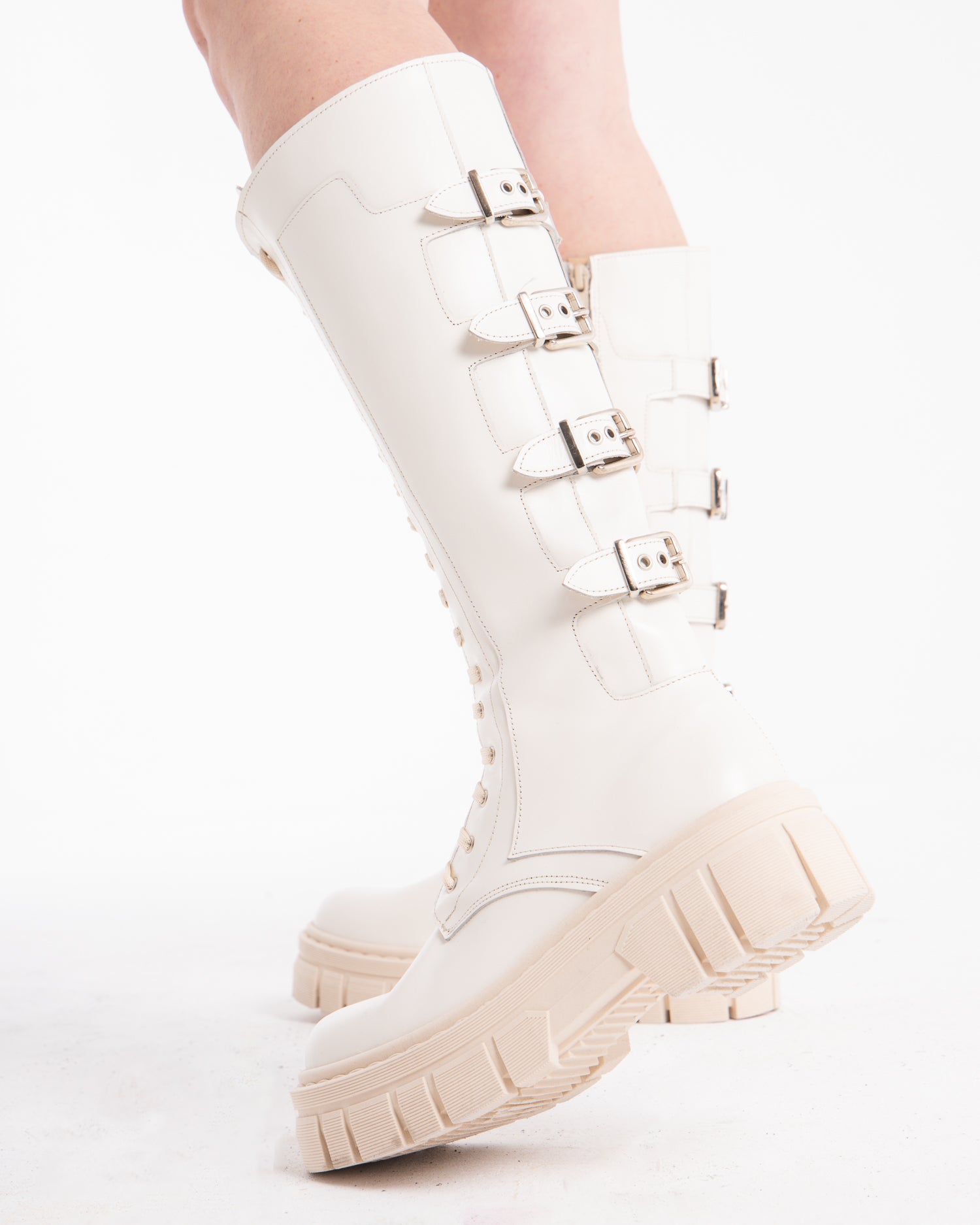 Antea - Amphibien haut avec boucles latérales Off White