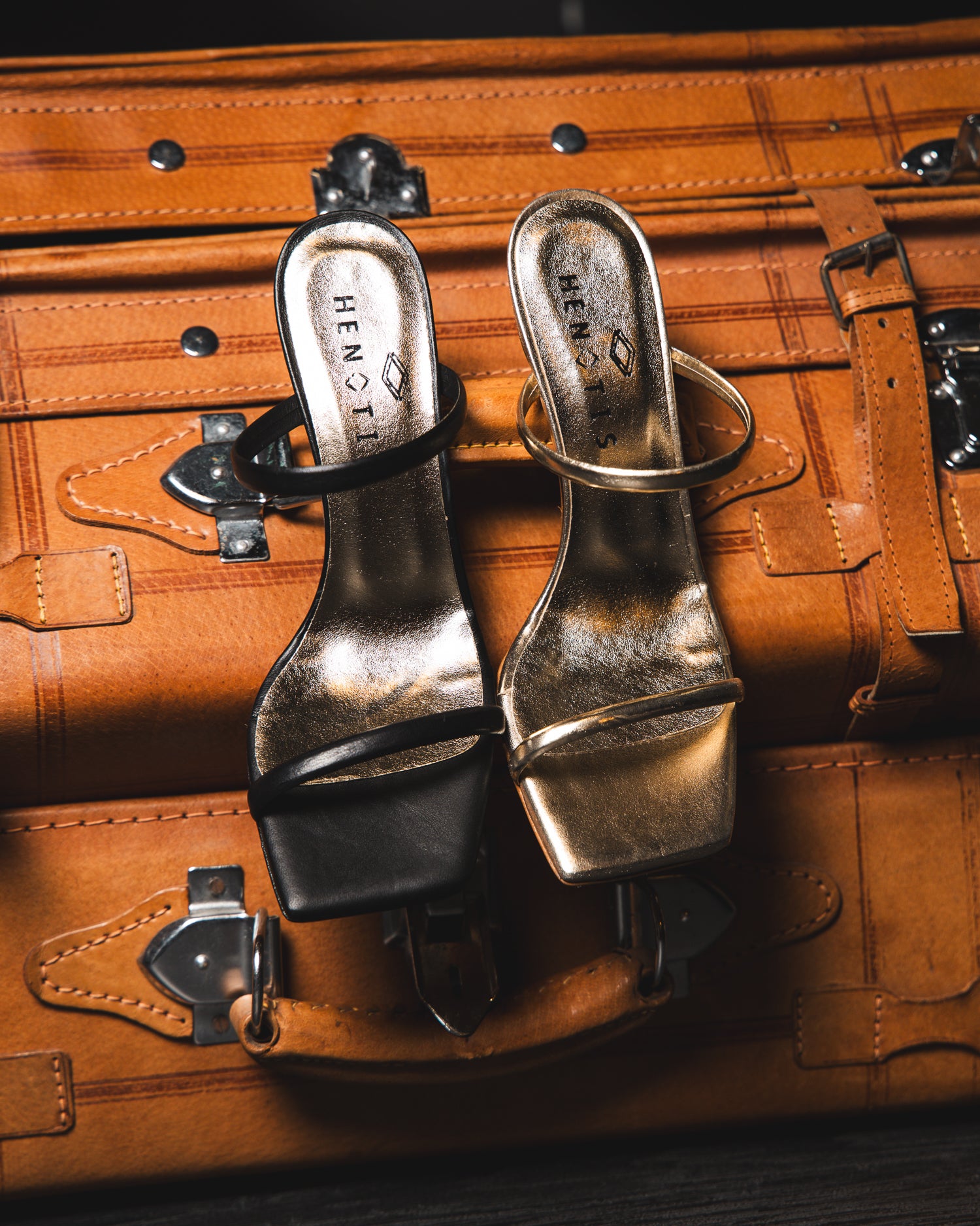 Clara - Sandali in pelle black