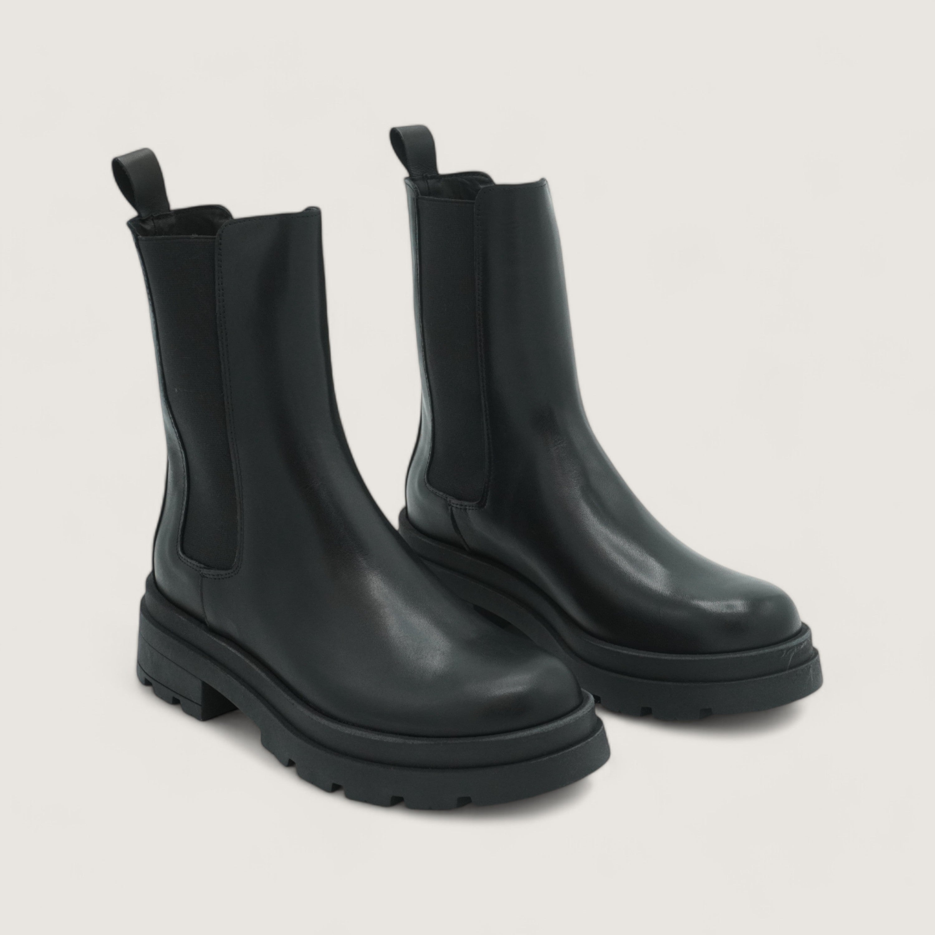 Vogue - Black elastic ankle boot