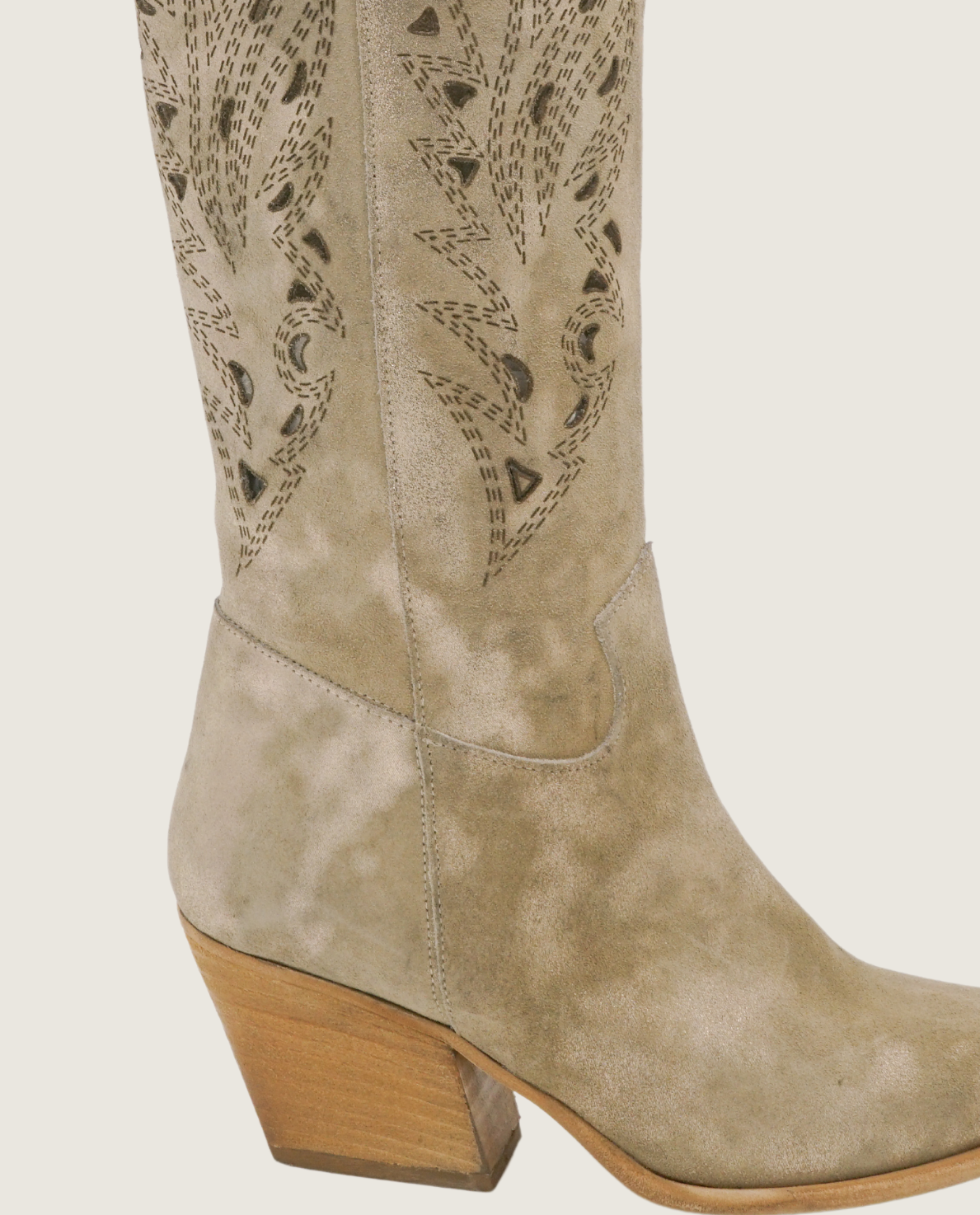 Elara - Texano Laserato con Fiamme Beige