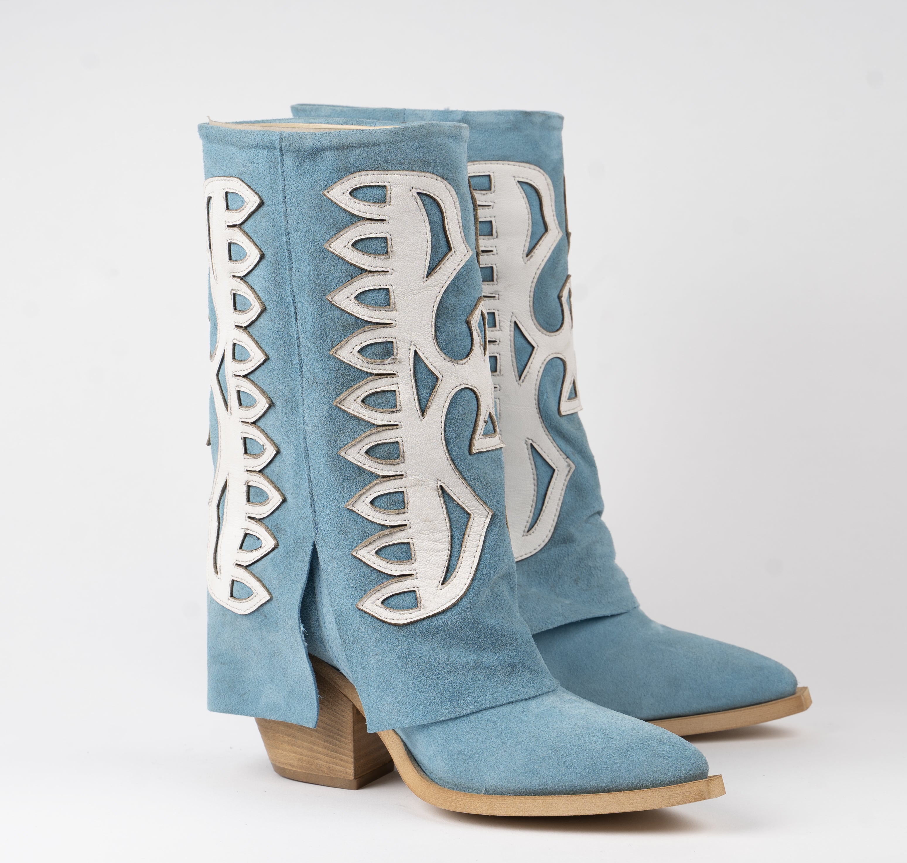 Rebel - Texan Tube with Laser Cuff Light Blue