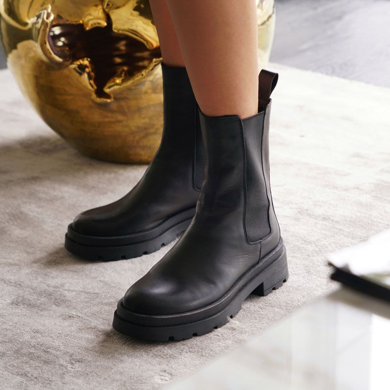 Vogue - Black elastic ankle boot