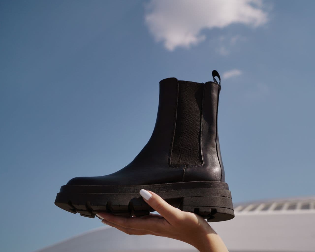 Vogue - Black elastic ankle boot